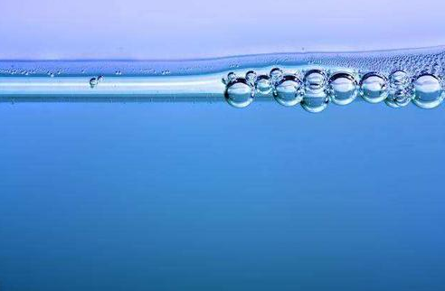 亚克力注塑成型时出现翘曲、变形及气泡的解决方案_江苏无锡旋乐吧SPIN8塑料告诉您